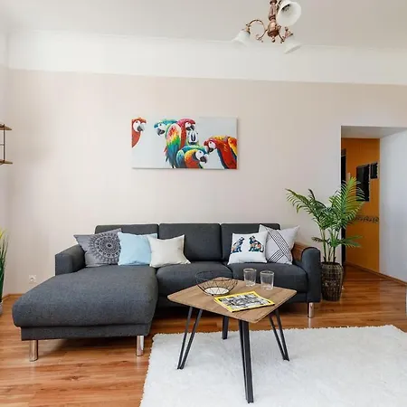 Apartamento City Center Spacious Holiday Vee *